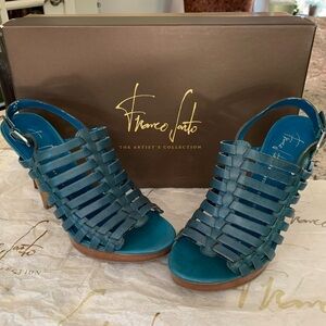 Franco Sarto 7-1/2 teal heel sandal